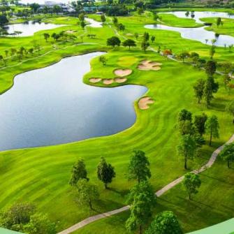 Top 10 Sân Golf Gần TP.HCM Đẹp & Đẳng Cấp Nhất 2025